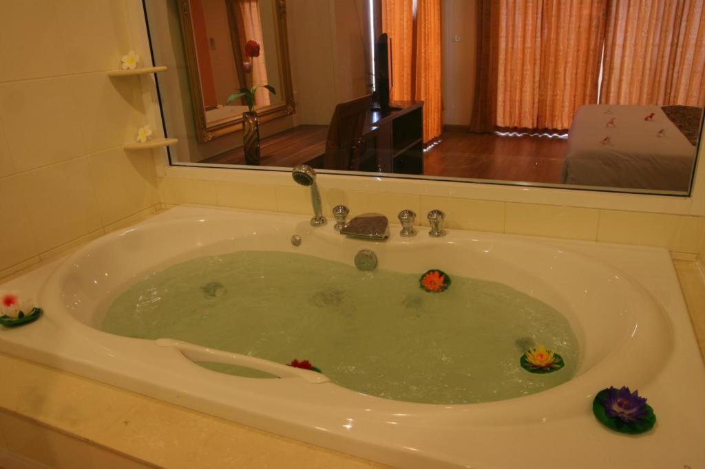 Siam Platinum Pattaya Hotell Eksteriør bilde